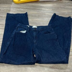 Universal Thread Jeans